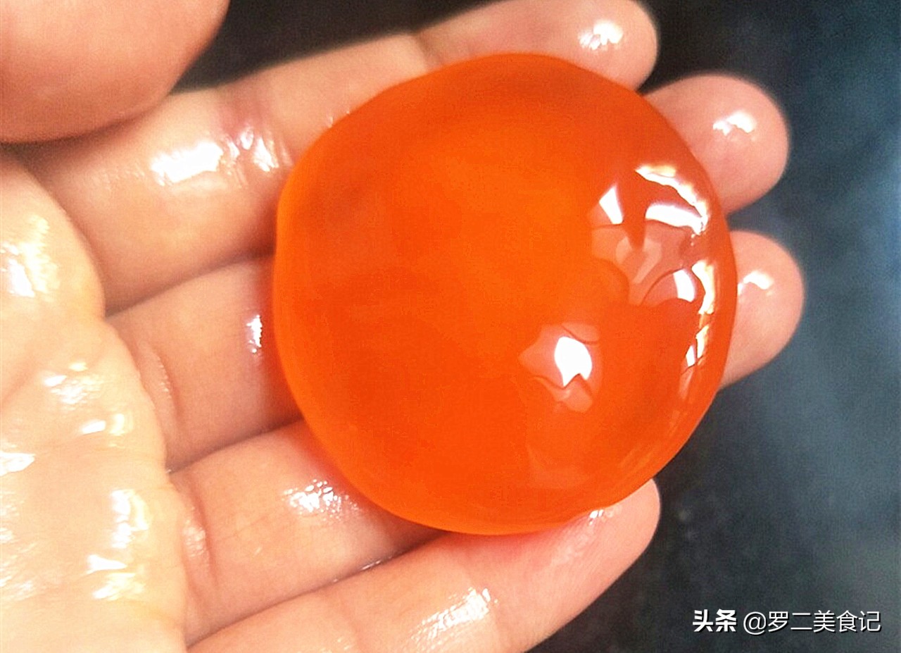 咸蛋黄没腌透怎么做月饼,咸蛋黄做月饼怎么处理才能流油