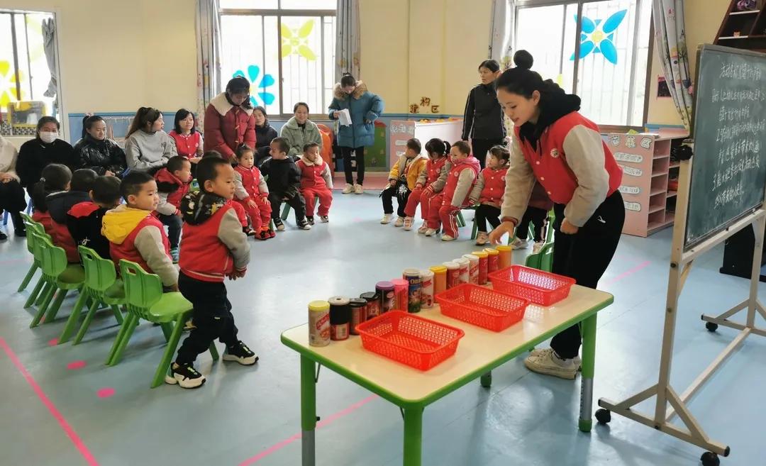 科学知识｜全园科学公开课，围观让孩子好奇心爆棚的有趣实验课程