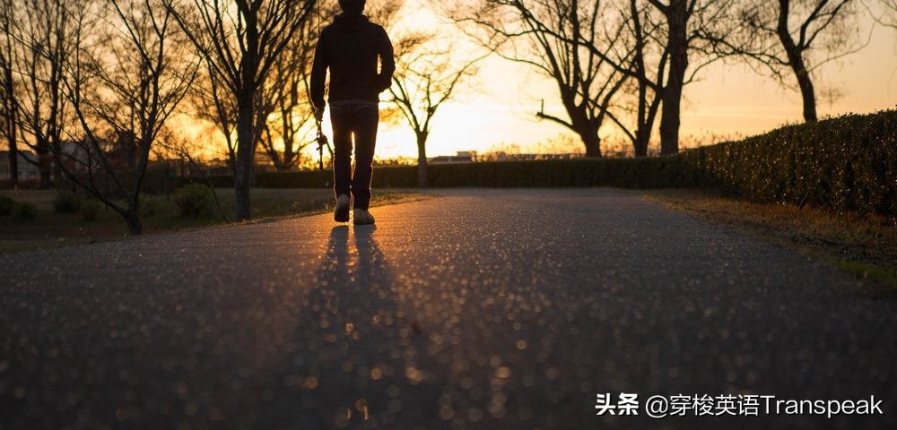 Seemedlikeashadow看上去大不如前了