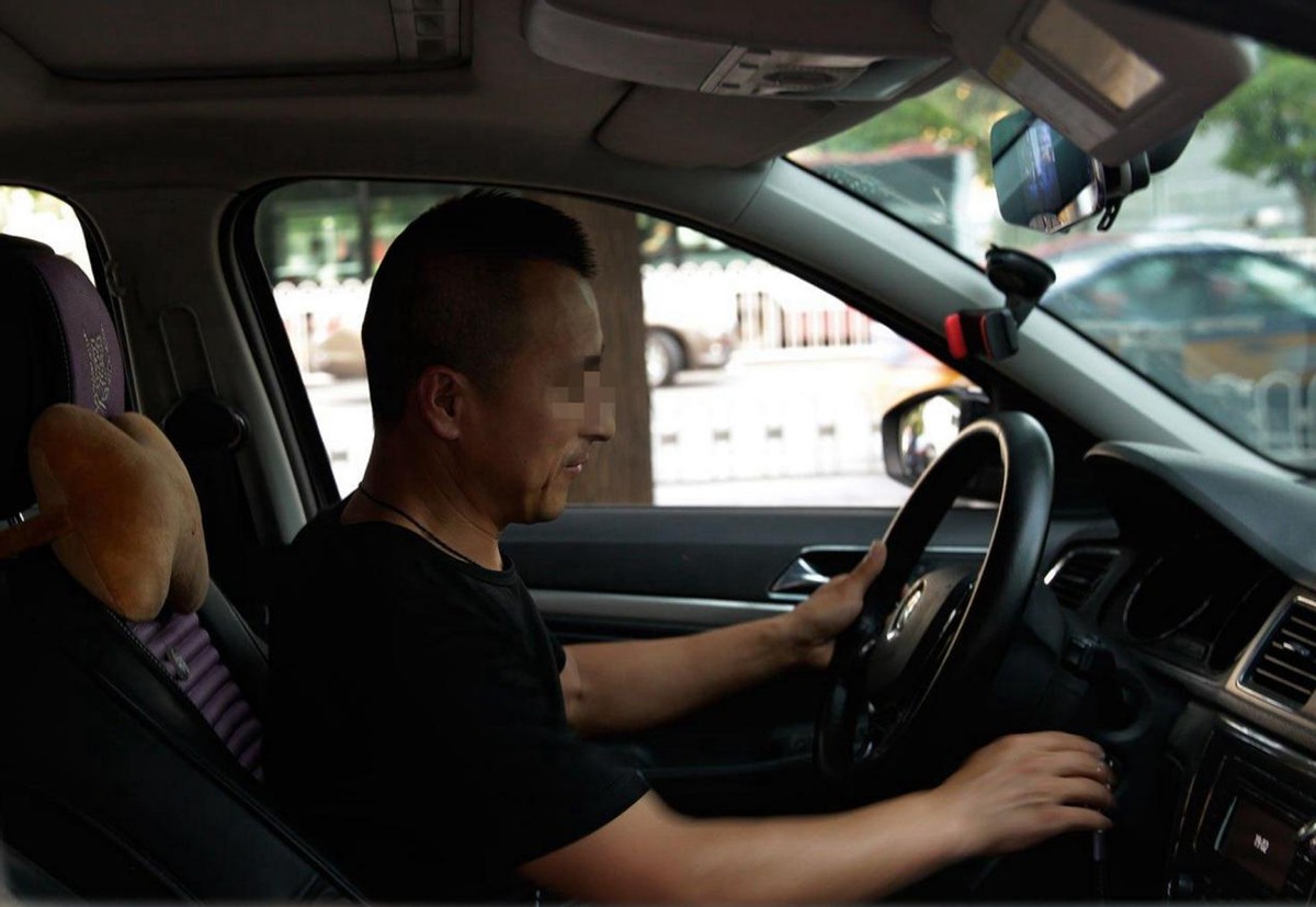 货拉拉倒单赚信息费合法吗,接私单走别人公司的账