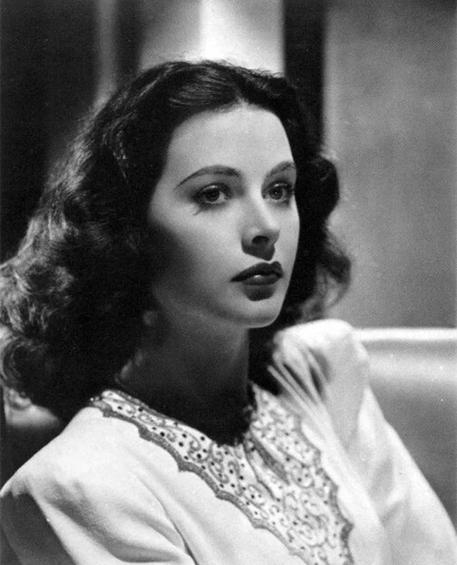 美丽与智慧并存海蒂拉玛,美貌与智慧能不能共存