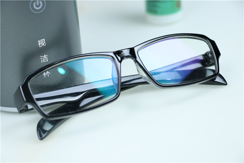 眼镜如何清洗才能不留水印,眼镜怎么清洗能减少磨痕