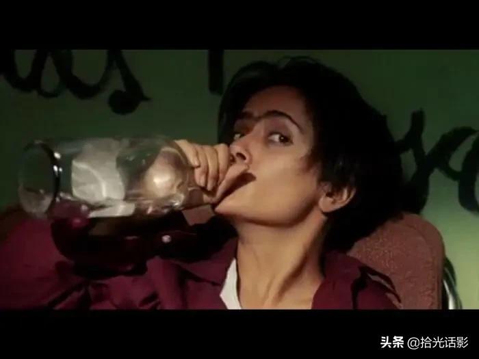 弗里达一个传奇女画家的一生,女画家弗里达电影解说