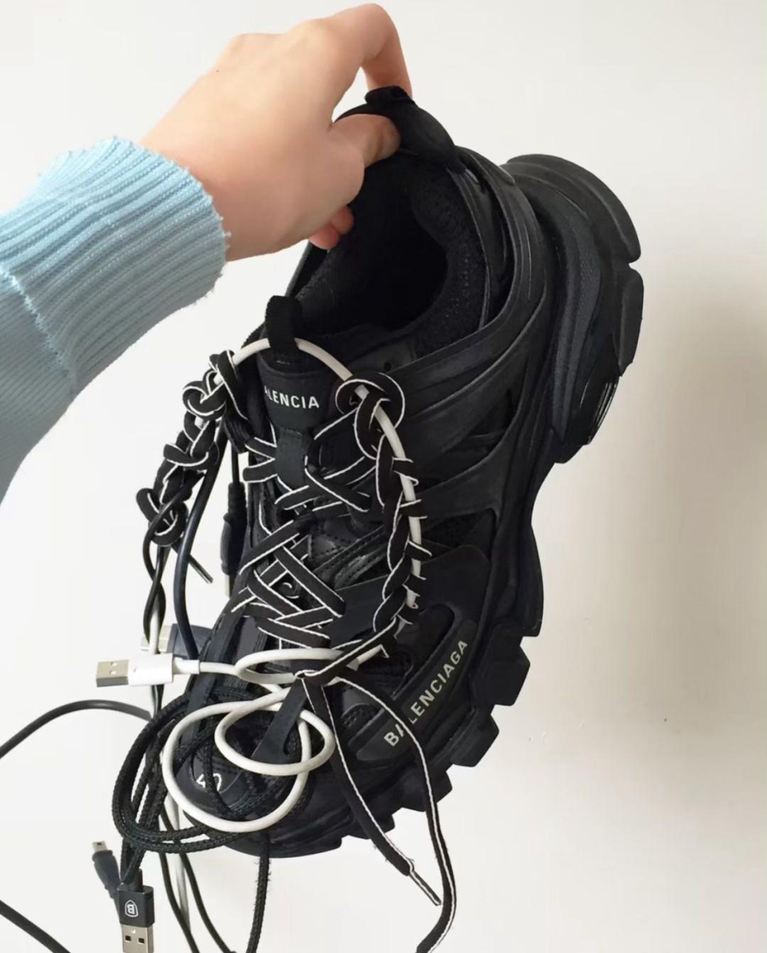 相亲遇到穿巴黎世家的男人,女朋友穿巴黎世家见男朋友