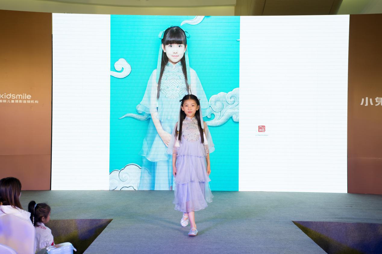 小鬼当佳儿童摄影店庆钜惠,小鬼当佳儿童摄影北京直播