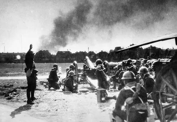 泪崩!1年1张,百年上海,老底子上海人都看哭了!