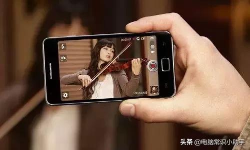 苹果手机进水了发烫怎么办,苹果8进水了怎么办