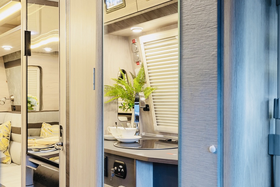 亚特NAJA进口依维柯底盘B型房车亮相,不仅仅是换了底盘