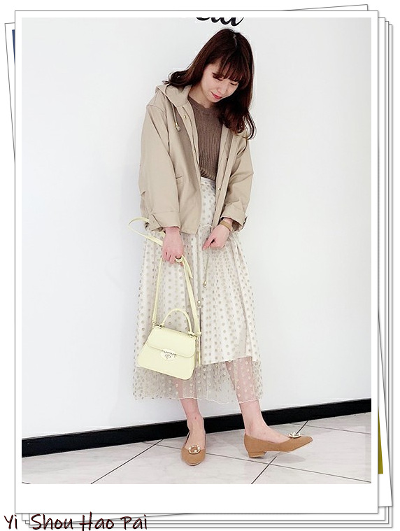 即将流行的法式波点裙,今年流行波点连衣裙吗