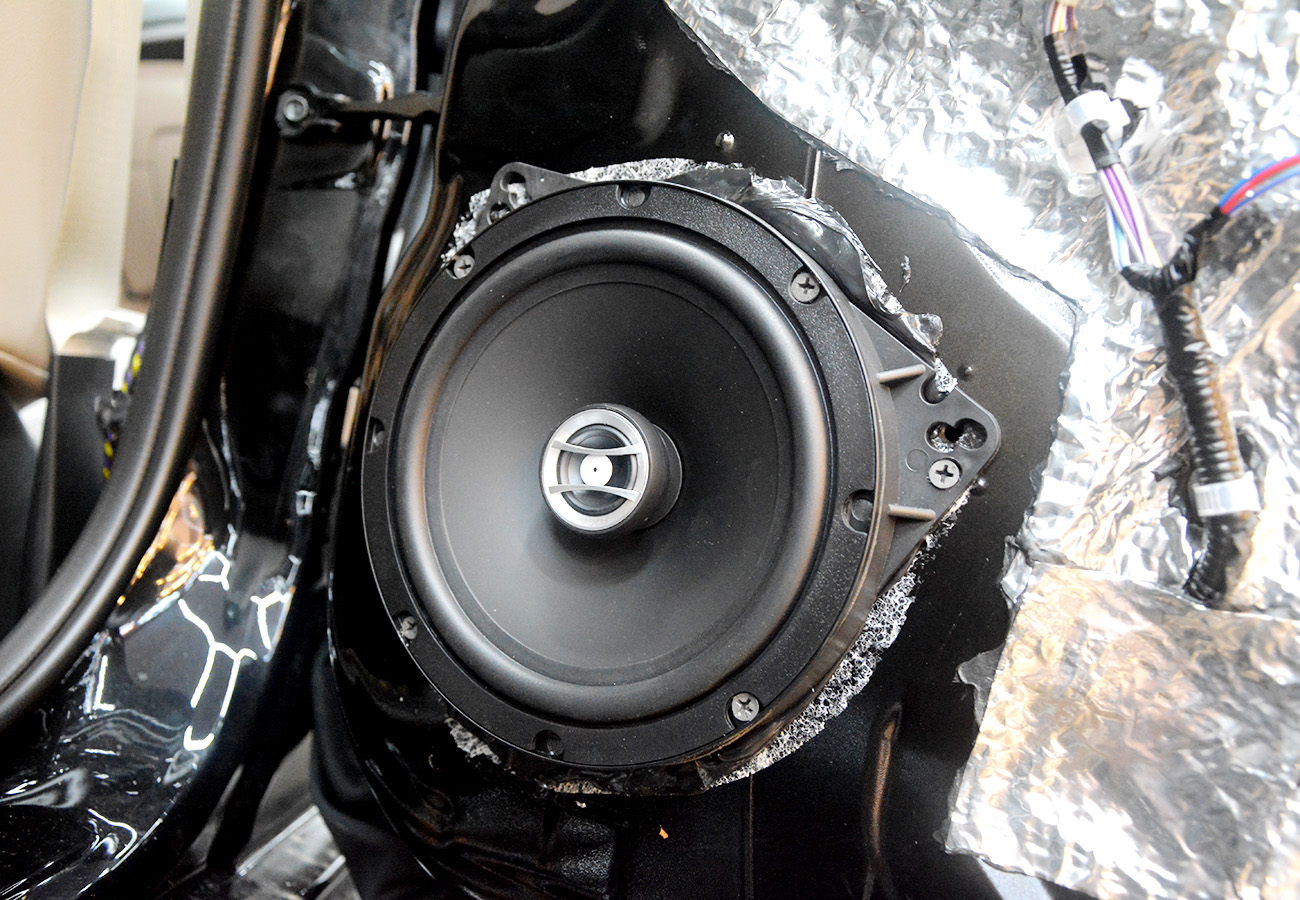 日产天籁劲浪喇叭改装,2015款天籁改装音浪