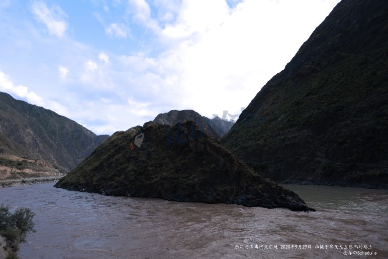 一个人的进藏之旅,一个人一台车旅游的视频