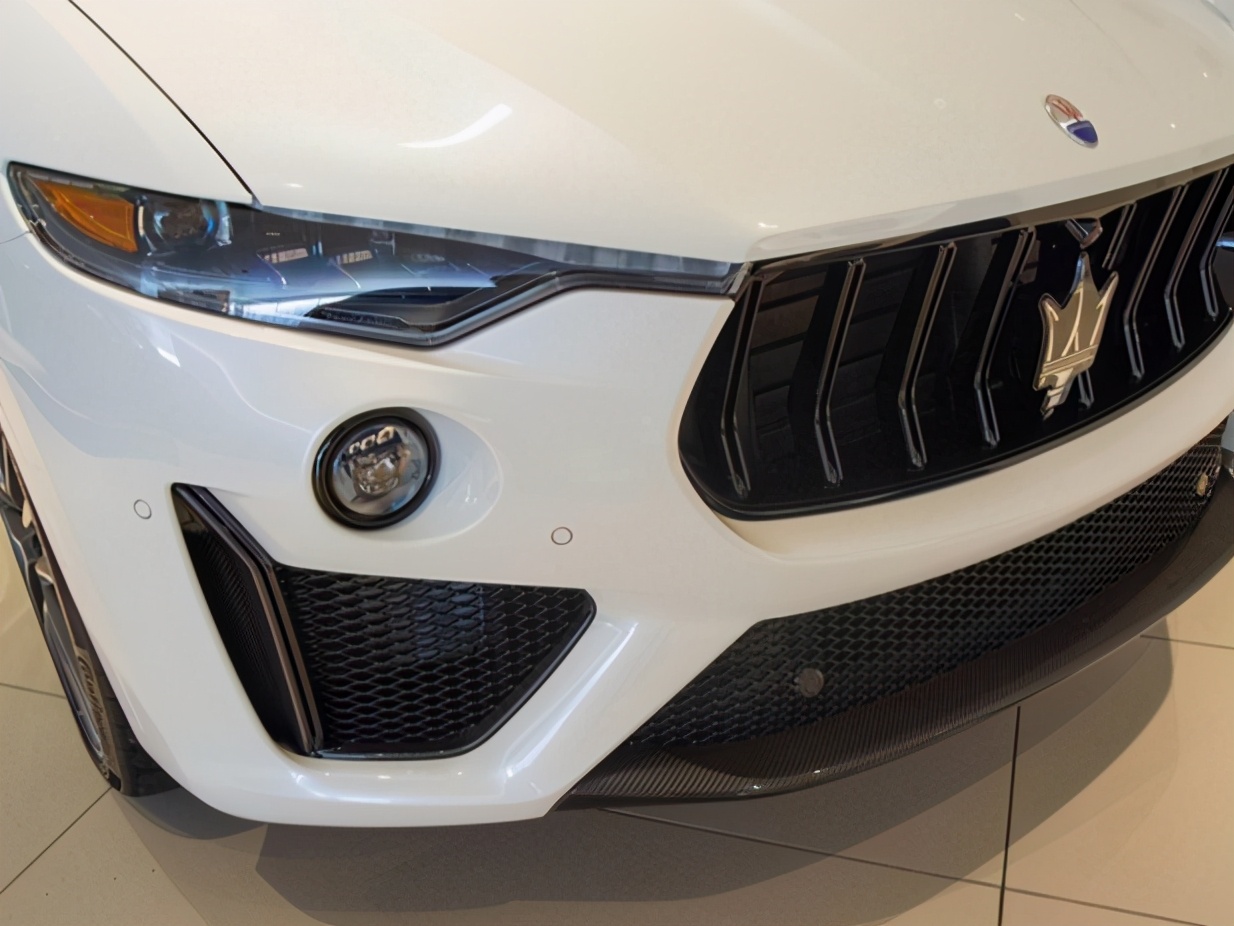 最新款玛莎拉蒂莱万特3.0顶配,全新玛莎拉蒂莱万特上路多少钱