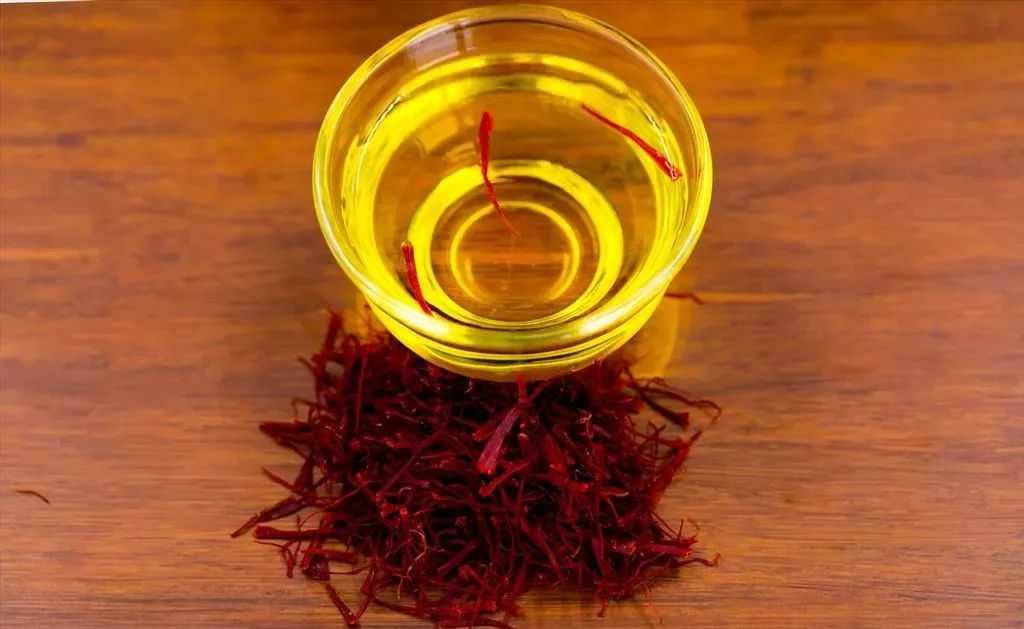 最简单鉴别藏红花真假,如何鉴别真假藏红花