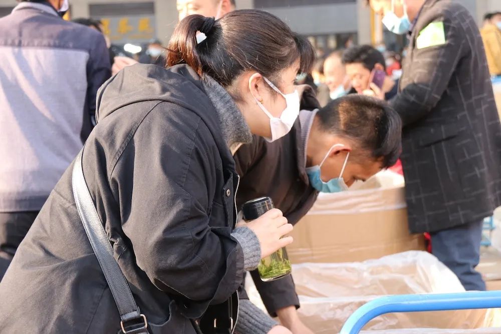 早上6点，去蒙顶山买茶是一种什么体验？