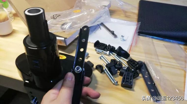 什么样的显示器可以用显示器支架,15寸显示器无孔支架