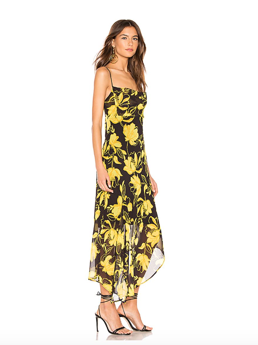 zara售价美元,zara最近5年的所有小黑裙