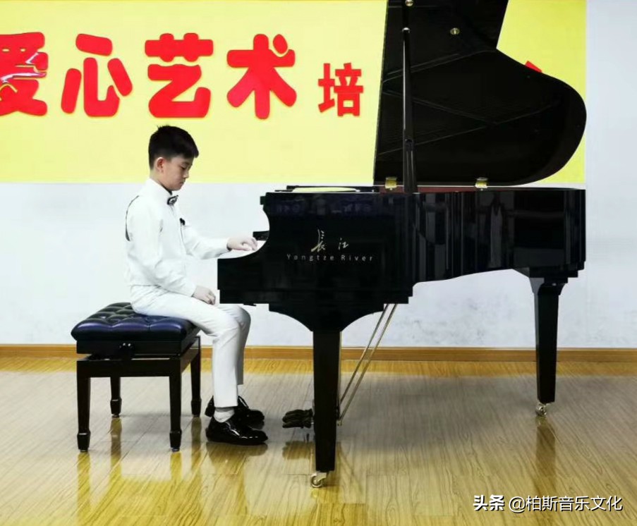 琴声飘扬,长江钢琴助力真香暑假