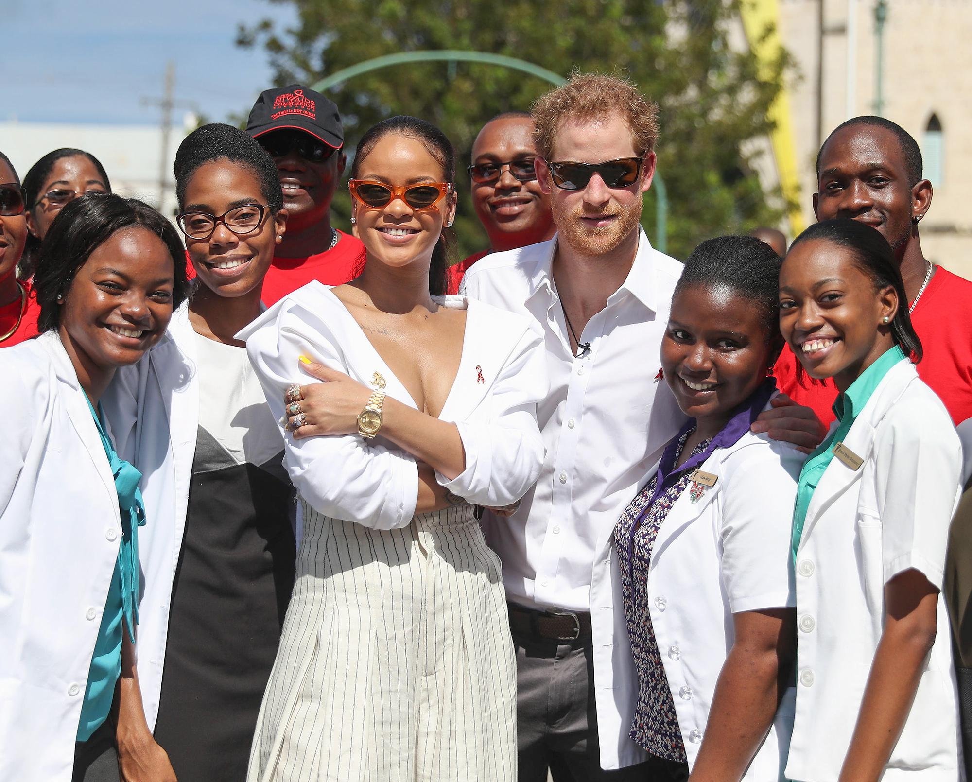 英国博主狂怼bbc,怒怼bbc记者名场面