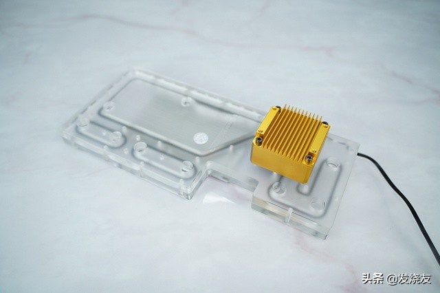 沉默是金~NZXTH700黑金电脑水冷装机秀