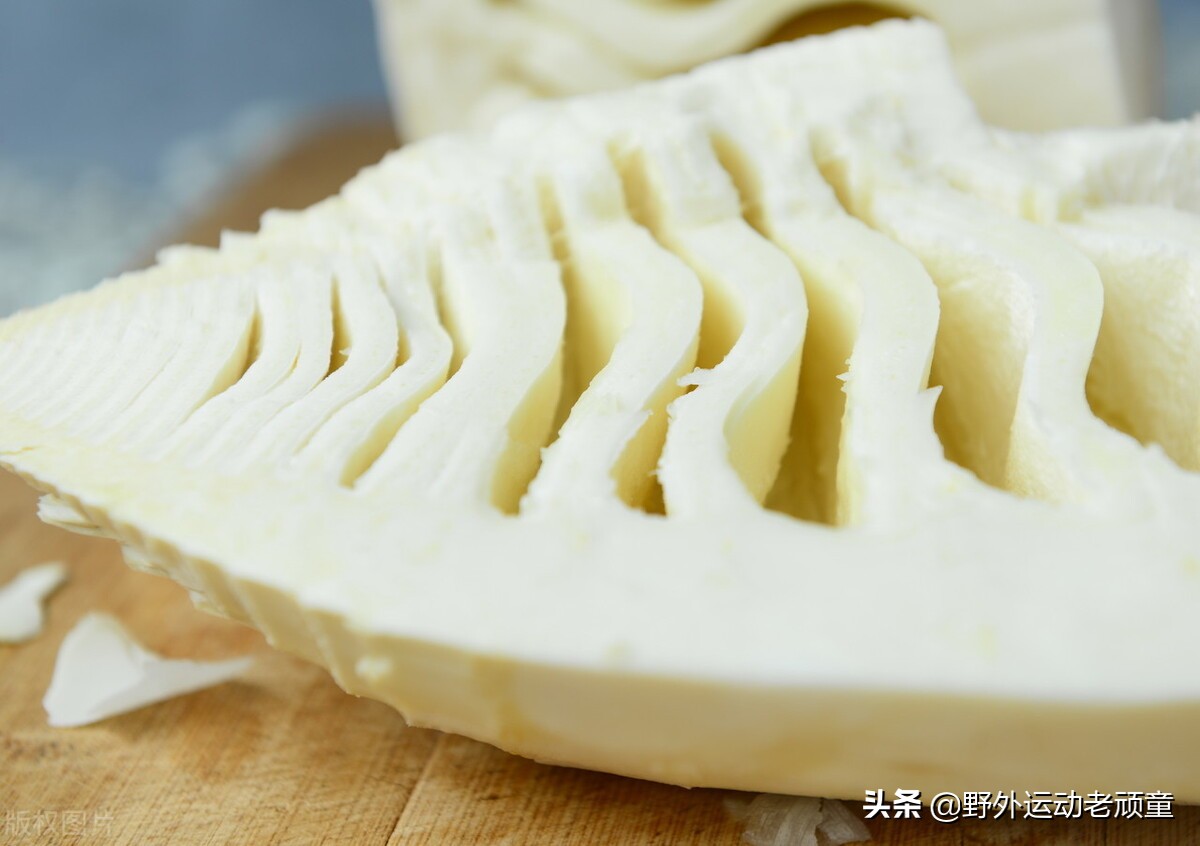 野生小竹笋笋干制作全过程,新鲜毛笋怎么做毛笋干