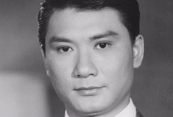 曾做手术换三次心脏除颤器！86岁TVB资深演员又生骨刺令行动不便