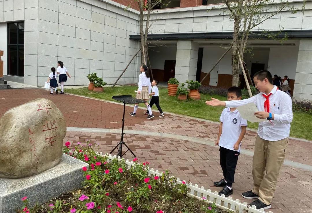 天府新区华阳小学：校园那么美，萌娃来打卡