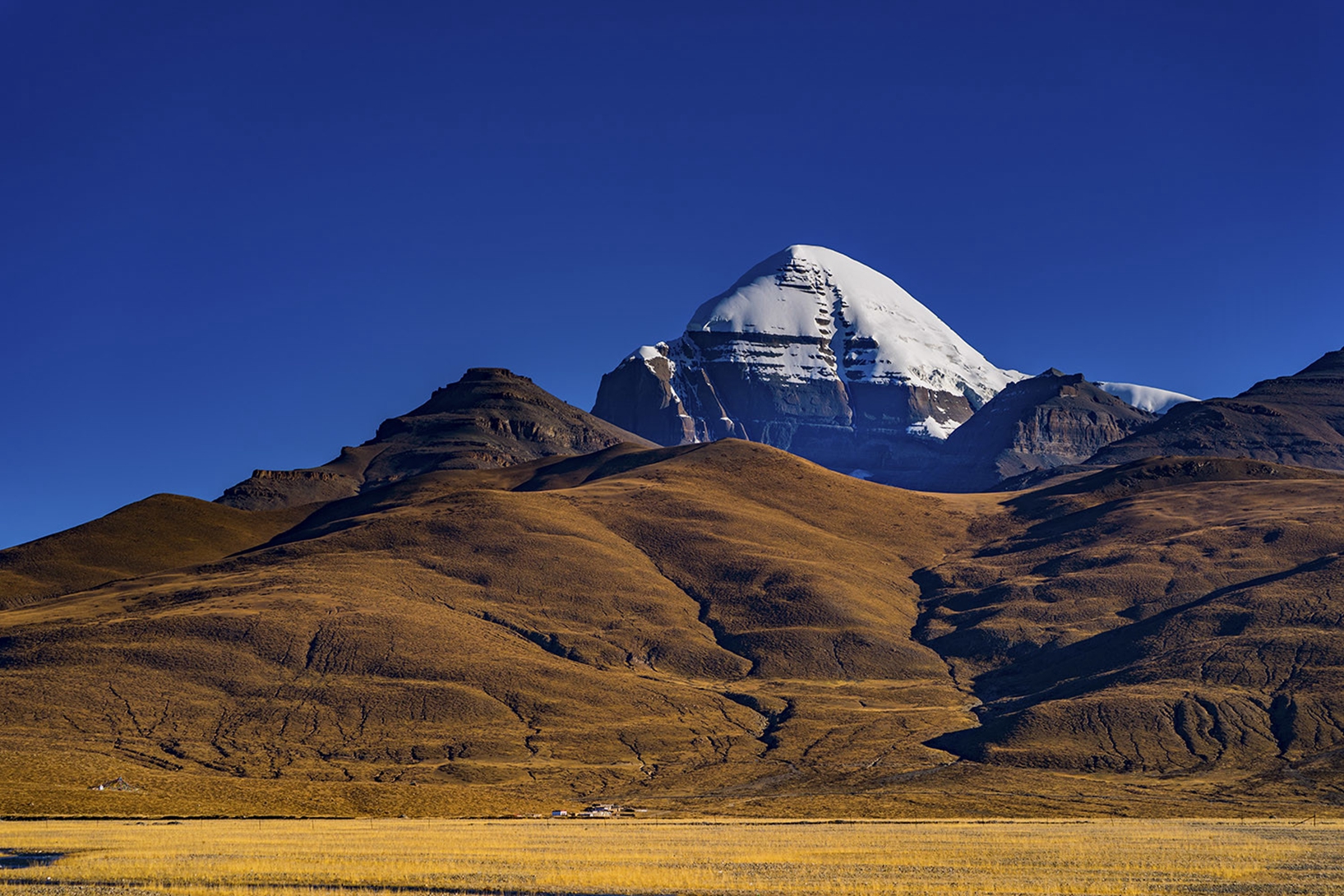 孔雀服饰的历史,孔雀服饰有哪些