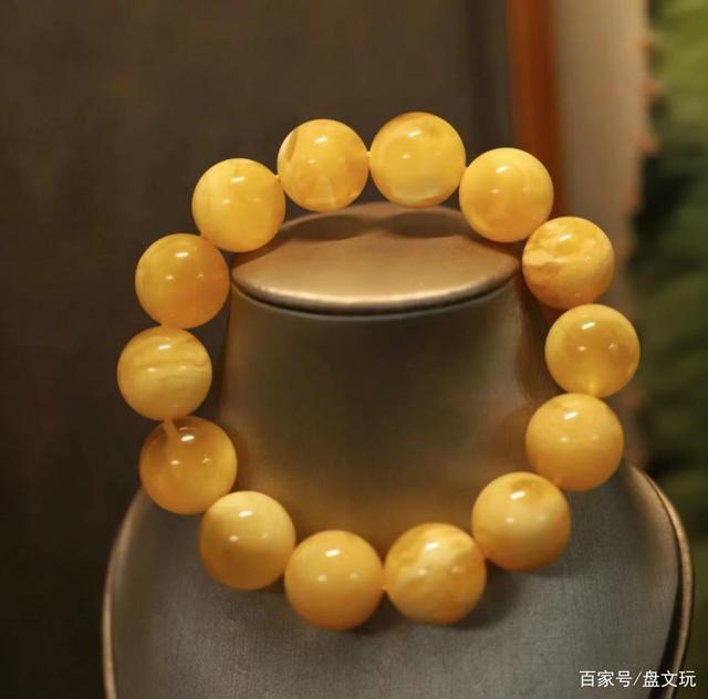 蜜蜡的鉴别方法与技巧,蜜蜡的鉴别方法和技巧