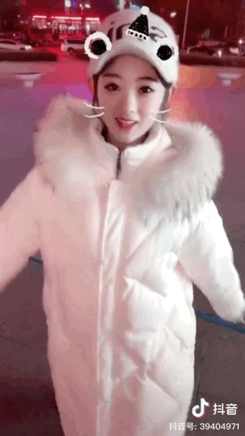 短视频里的山寨名人：一周涨粉164万，只因长了一张马云的脸？