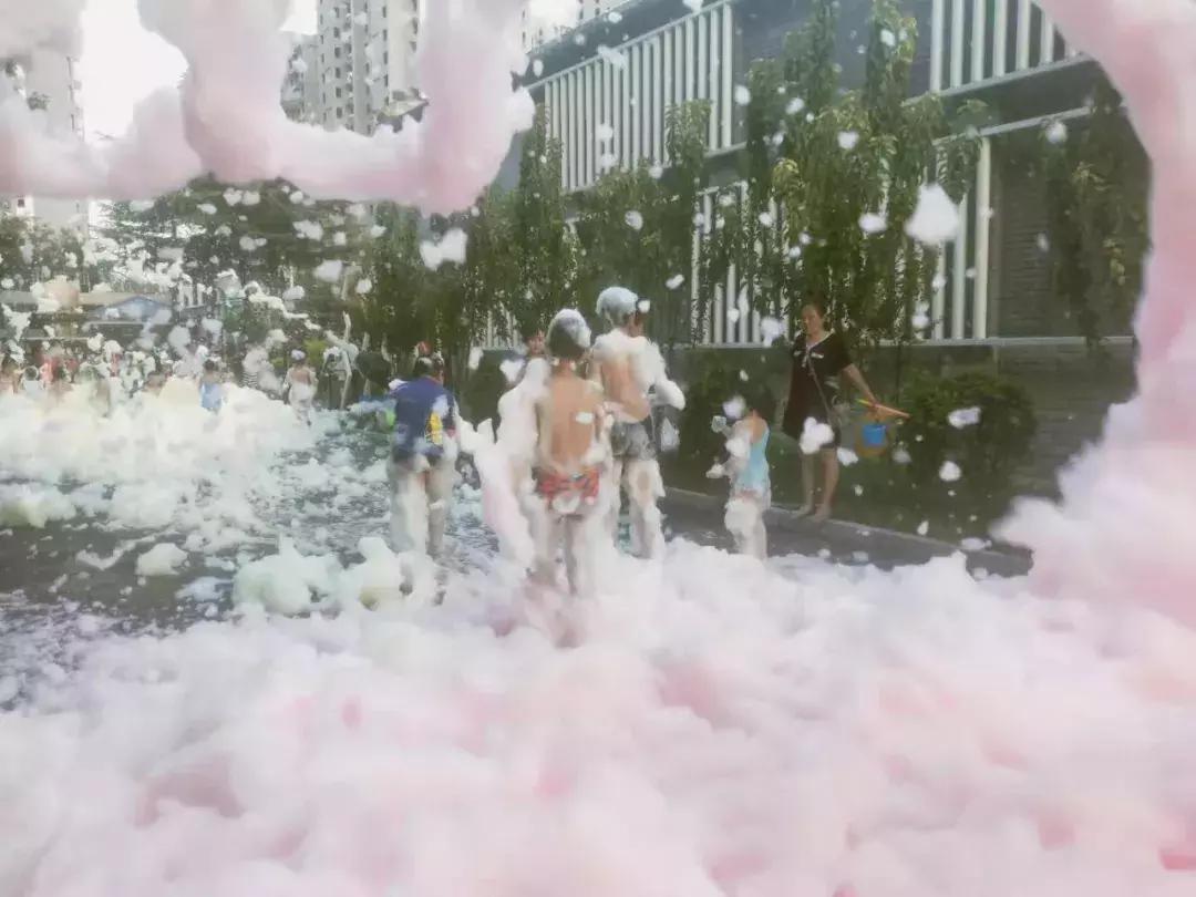 博远大型主题泡泡趴活动圆满完成