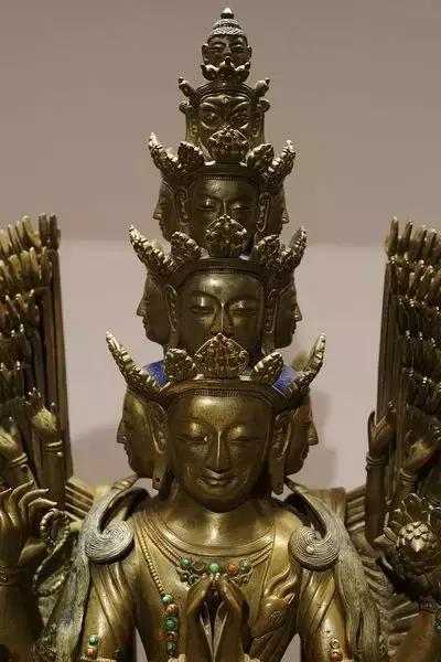 清代铜鎏金佛像的鉴定,清代铜鎏金无量寿佛像