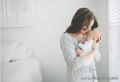 产后常见问题与康复策略,产后常见症状饮食调理