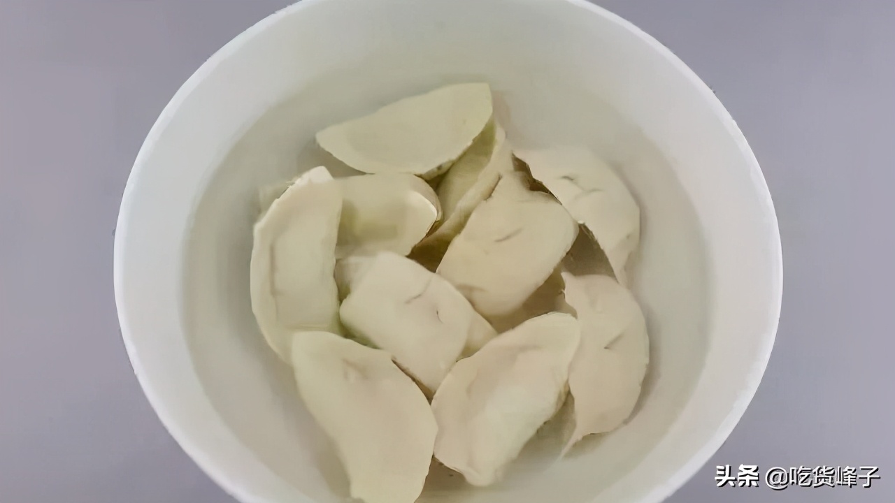 刚包好的饺子怎么放冰箱不粘连,冷冻饺子怎么放才粘不住