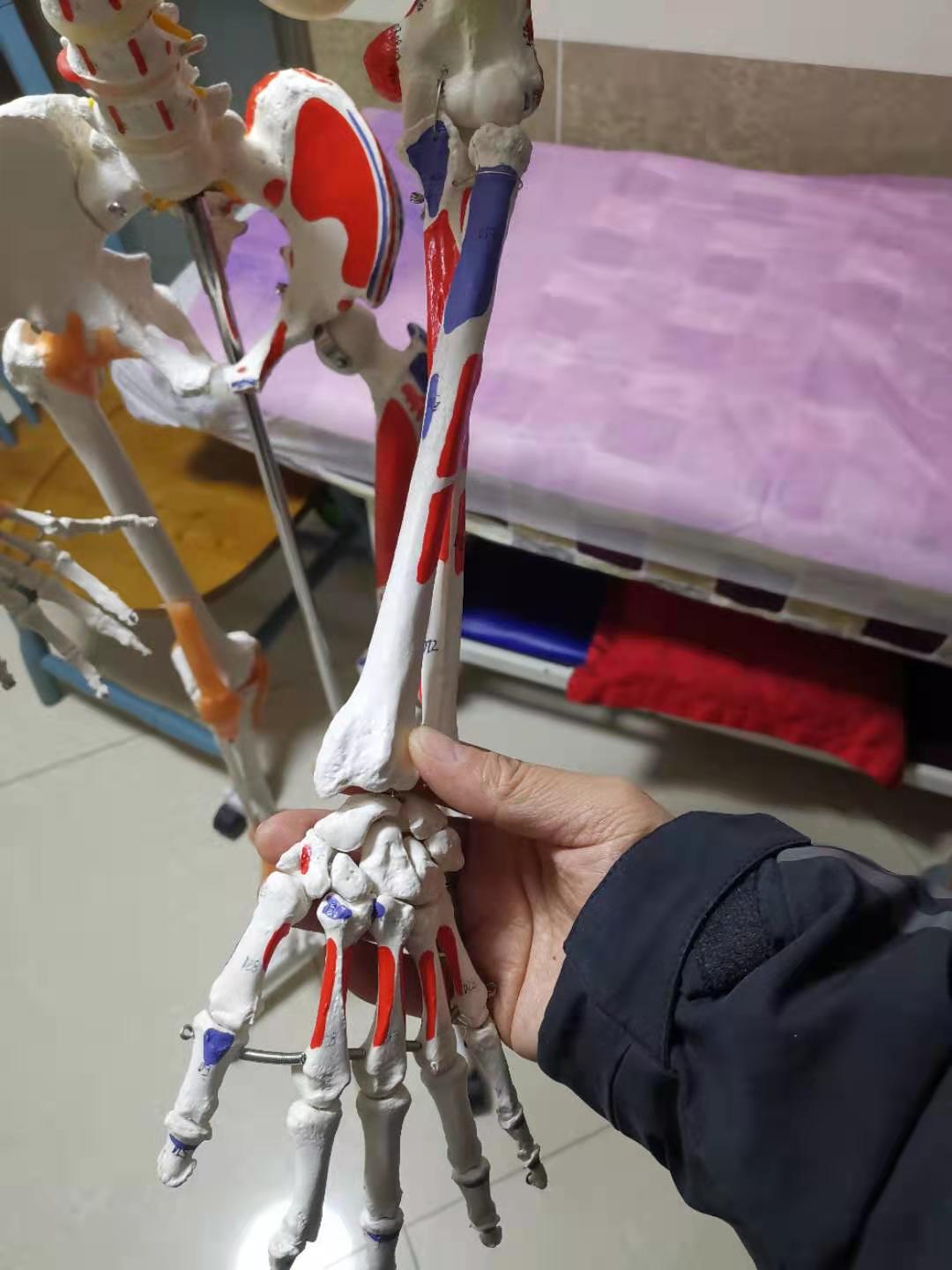 谷氏柔性正骨,正骨老中医惊呆外国人