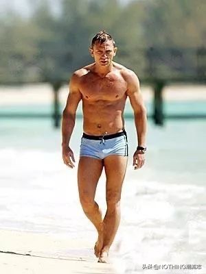 007詹姆斯邦德西服品牌,007詹姆斯邦德穿的t恤品牌