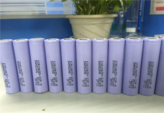 别再逼三星了，它在起死回生的路上挣扎很久了