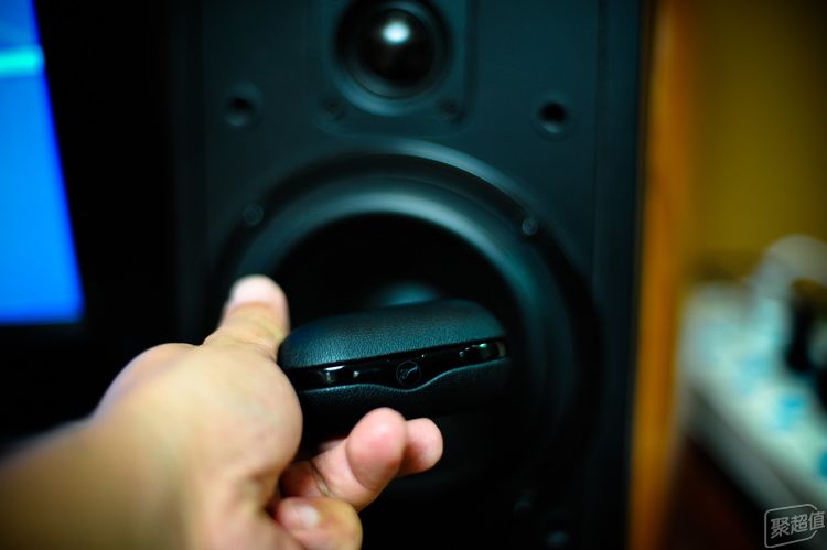 惠威aw-76真无线蓝牙耳机评测,惠威蓝牙耳机aw-73使用评测