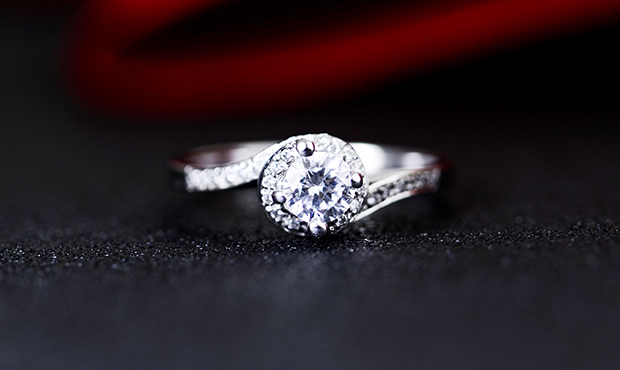 婚戒钻戒品牌推荐,挑选钻戒推荐品牌有哪些