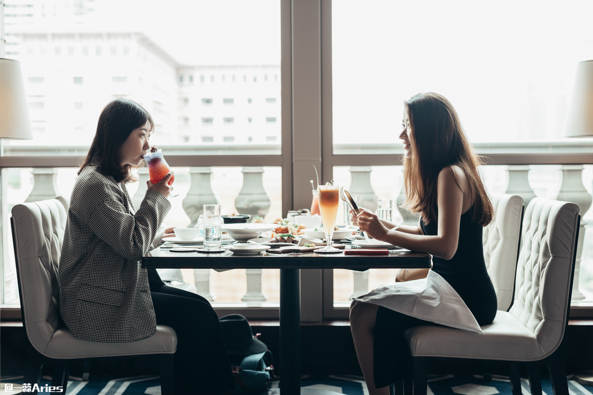 来澳门感受一下紫醉金迷,澳门一天游必去的美食街