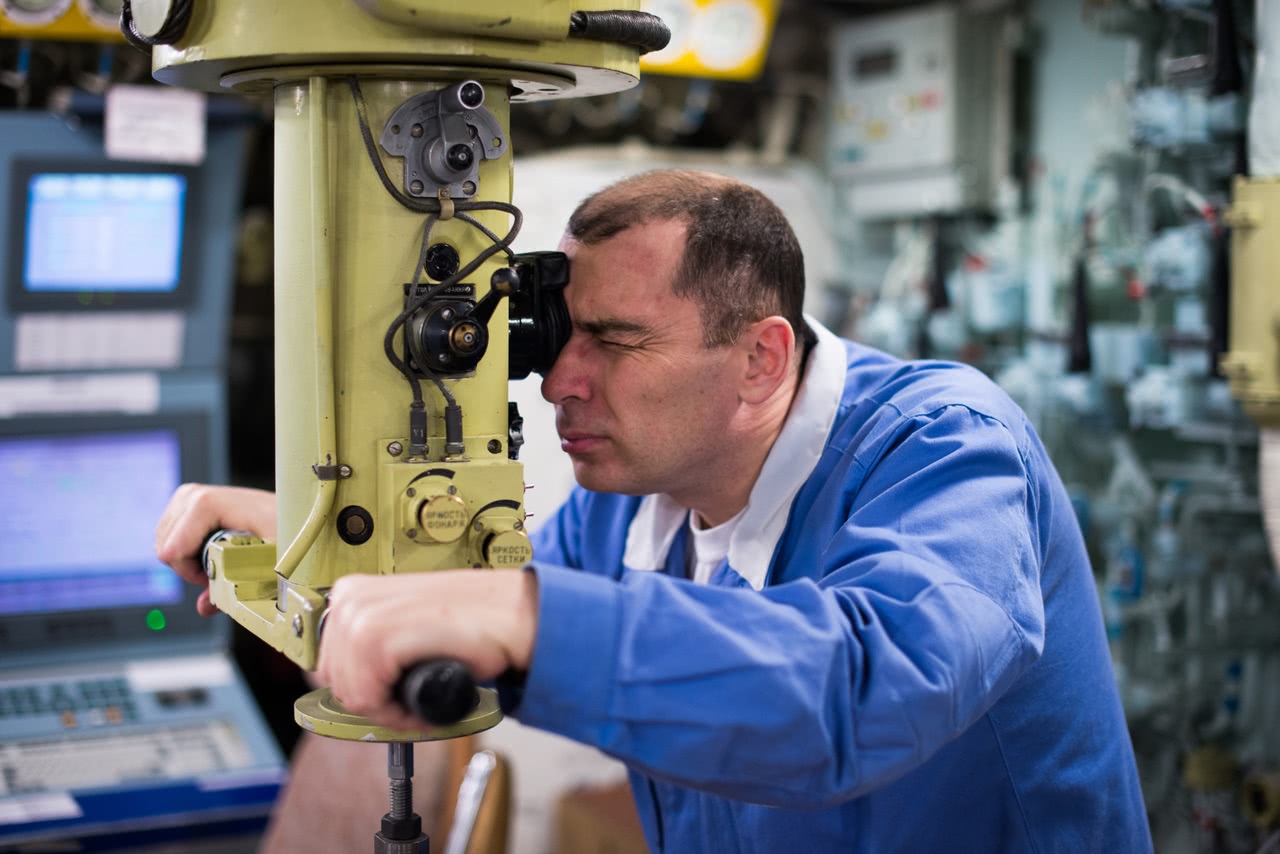 让普京有底气与美国硬碰硬,俄罗斯秀一撒手锏内部,竟然有桑拿房