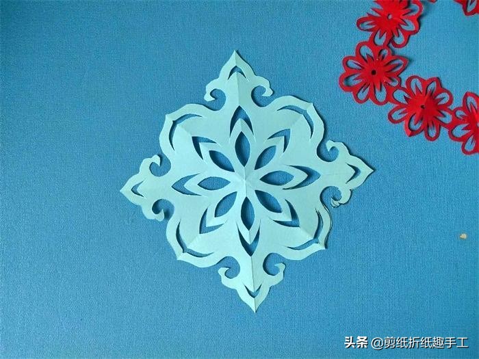 25种剪纸窗花教程简单,25种剪纸窗花教程图解