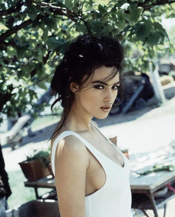 好莱坞最美的五位女星,十大最美丽的好莱坞女明星