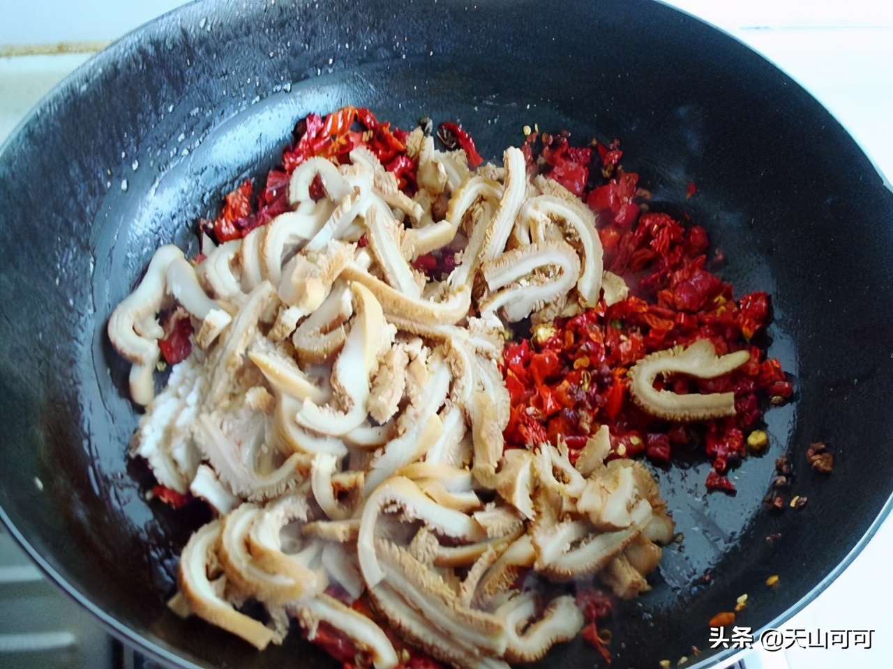 新疆大片牛肚的做法,香辣牛肚最好吃的做法