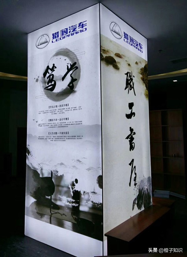 顶面软膜灯箱施工安装方法图解,包柱灯箱不用拐角怎么安装