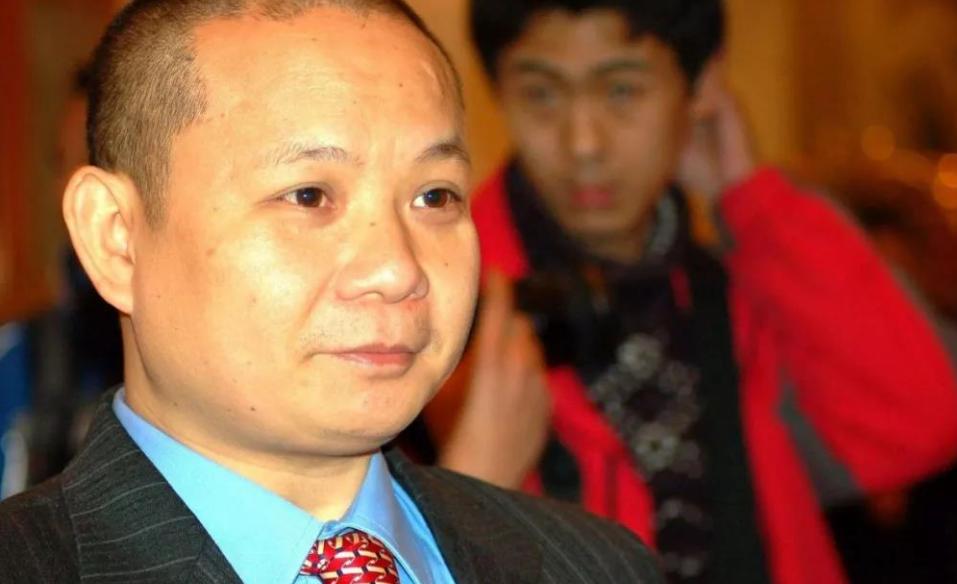 曾经的重庆富豪郭家富,郭家富给员工买的江景房