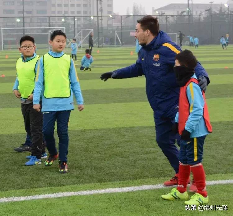 长着外国脸却是中国人,长着外国脸