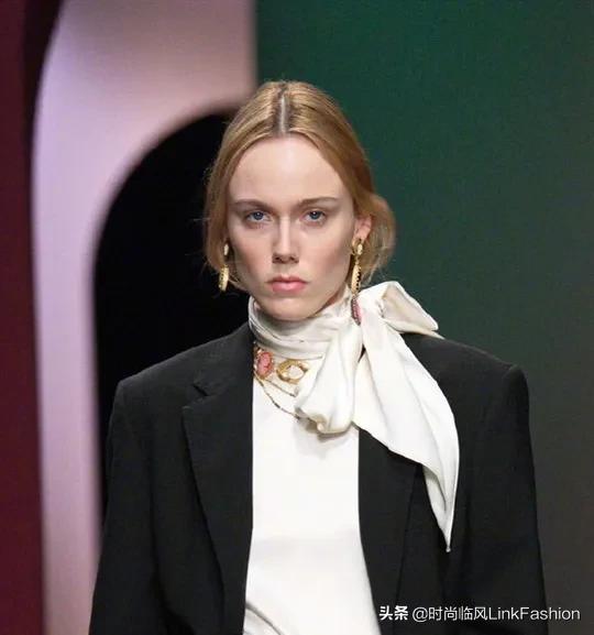 复古感元素，打造春天的时髦衣橱