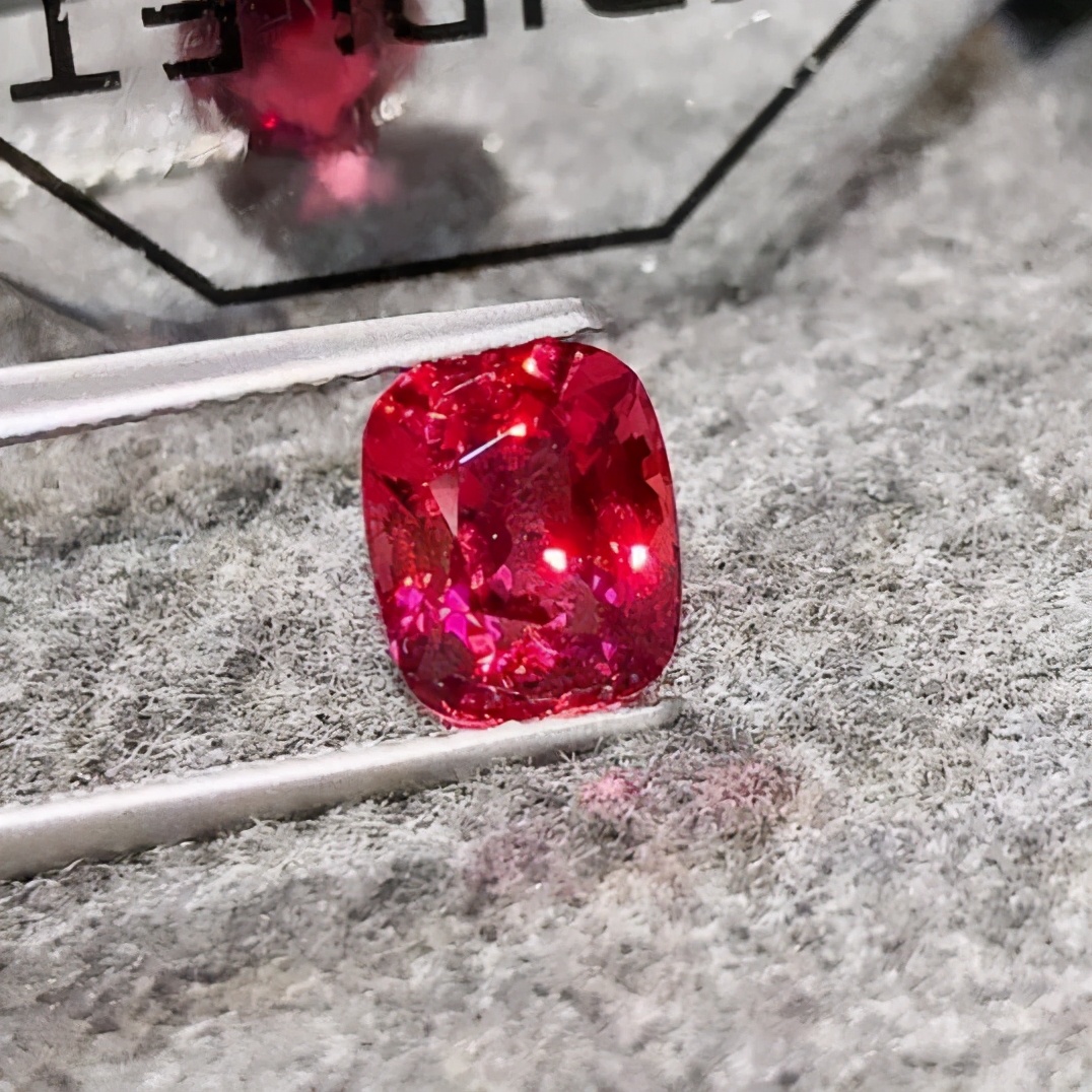 红尖晶石属性,红色尖晶石是宝石吗