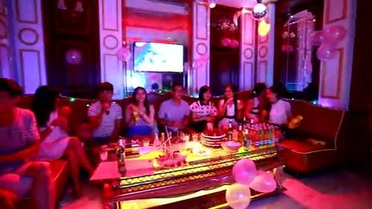 网吧ktv没落,为啥网吧ktv过气了