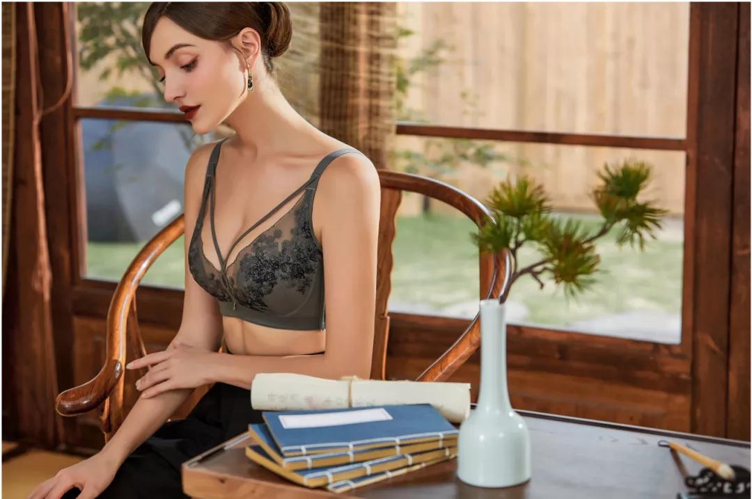 新美婷内衣2014新款,内衣周刊杂志